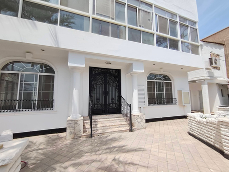 Gudaibiya, Commercial Villas, BHD 1500,  Gudaibiya:- 8Bhk Duplex Commercial Standalone Villa On Rent With Acs. Bd 1,500/Exclusive