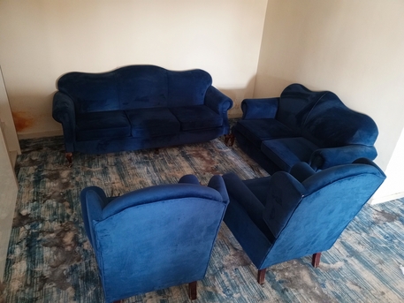 Jeddah, Furniture, SAR 900,  Sofa Set 7 Sester 4 Pcs Good Condition Valvet Fabric