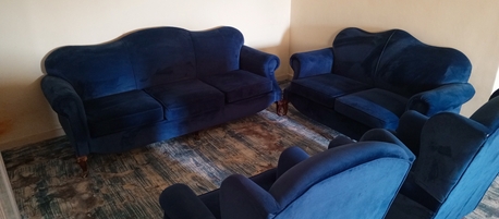 Jeddah, Furniture, SAR 900,  Sofa Set 7 Sester 4 Pcs Good Condition Valvet Fabric