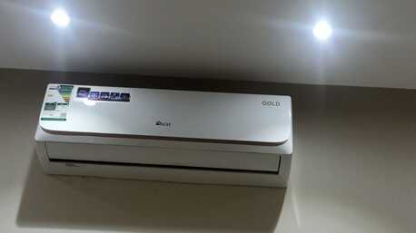 Riyadh, Air Conditioners, SAR 1300,  SALE &ndash; 2 TON AC (LIKE NEW CONDITION) With WARRANTY