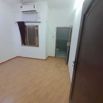 Salmaniya, Apartments, Flats, Houses & Villas, BHD 120/month,  1 BR,  40 Sq. Meter,  #For Rent: Studio Apartment With Electricity Included In Salmaniya, Al-Saqiyah Area. The S