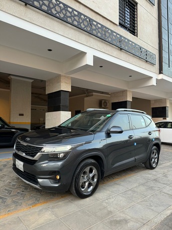 Jeddah, Vehicles, Cars & Trucks , SAR 42000,  2021,  2021,  Automatic,  200 KM,  I Want To Sell My  Kia Seltos,  Transmission, Odometer Reading , Price