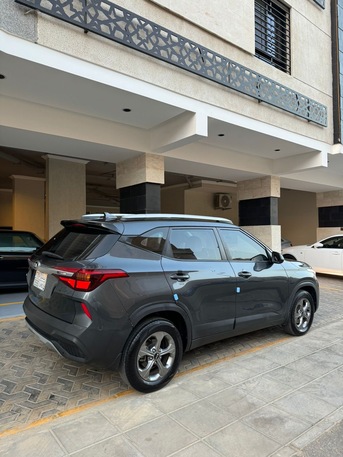 Jeddah, Vehicles, Cars & Trucks , SAR 42000,  2021,  2021,  Automatic,  200 KM,  I Want To Sell My  Kia Seltos,  Transmission, Odometer Reading , Price