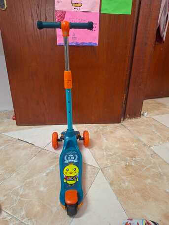 Yanbu, Household Items, SAR 450,  Neat & Clean Rarely Used Battery Operated Kids Car & Scooties