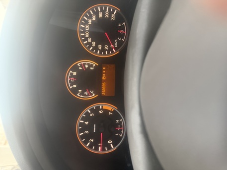 Riyadh, Vehicles, Cars & Trucks , SAR 31000,  Nissan Armada,  2012,  Automatic,  232835 KM,  Black Color. 4X4, V8, 5.7L