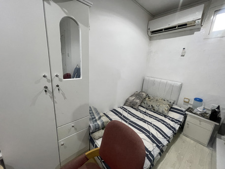 Al Wizarat, Rooms for Rent, SAR 500/month,  40 Sq. Meter,  Bed Space Available!