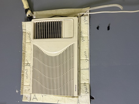 Al Wizarat, Air Conditioners, SAR 650,  Window Air Conditioner