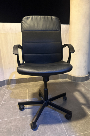 Hidd, Furniture, BHD 7,  Office Chair &ndash; Mint Condition (7 BD)