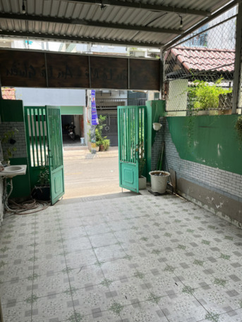 Ho Chi Minh City, Sublets, USD 2500/month,  112 Sq. Meter,  COMMERCIAL SPACE - THAO DIEN - HIGH-TRAFFIC LOCATION