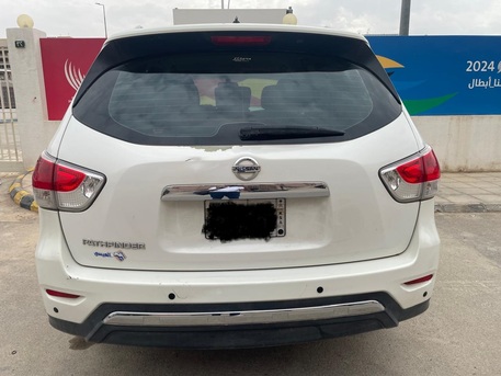 Riyadh, Vehicles, Cars & Trucks , SAR 26000,  Nissan Pathfinder,  2013,  Automatic,  255000 KM,    / 26,000SAR