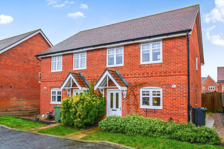 London, Real Estate For Sale, Trusted Estate Agents In Crowborough With Expert Guidance For Buyers & Sellers