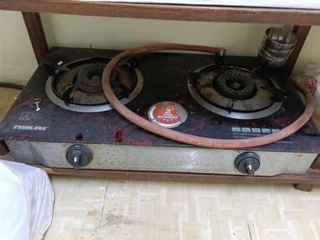 Riffa, Household Items, BHD 25,  Gas Cylinder With Regulator And Stove