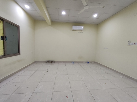 East Riffa, Apartments, Flats, Houses & Villas, BHD 150/year,  1 BR,  East Riffa:- 1Bhk Flat On Rent With Unlimited Ewa