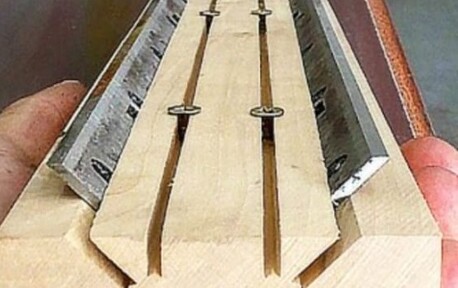 Umluj, Jobs, Finishing Carpenter (Wooden) /ফিনিশিং কার্পেন্টার-কাঠের/فنشنگ کار