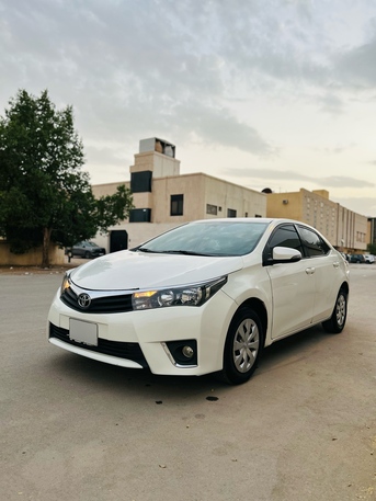 Khobar, Vehicles, Cars & Trucks , SAR 26500,  Toyota Corolla,  2015,  Automatic,  300000 KM,    MODEL  XLi 1.6 NEAT CAR FOR SALE