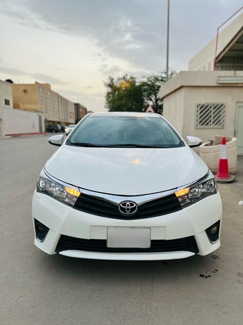 Khobar, Vehicles, Cars & Trucks , SAR 26500,  Toyota Corolla,  2015,  Automatic,  300000 KM,    MODEL  XLi 1.6 NEAT CAR FOR SALE