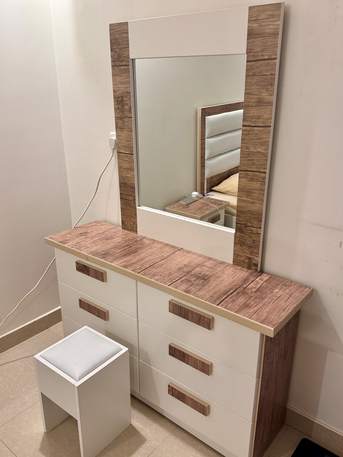 Riyadh, Furniture, SAR 350,  Excellent Condition Dressing Table For Sale