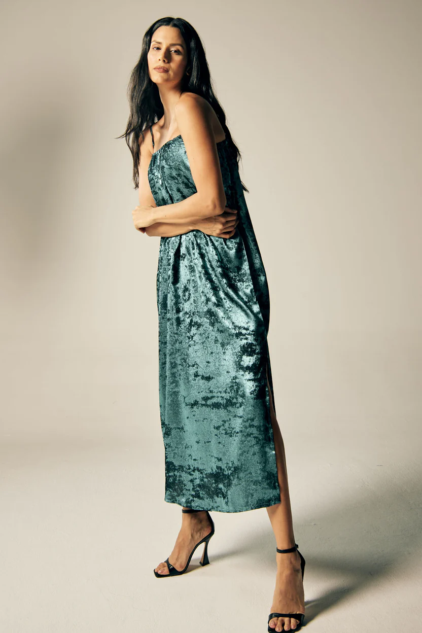 Dubai, Clothing & Accessories, AED 422,  Stylish Beach Maxi Dress For Women Dhara Sheth Dubai