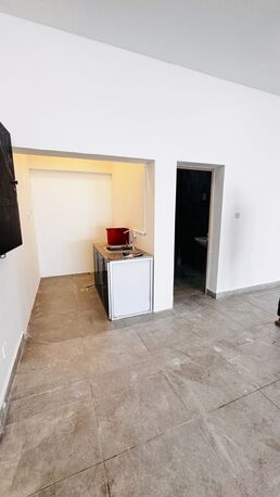 Sitra, Shops, BHD 400,  86 Sq. Meter,  Sitra Industrial Area Shop/showroom Available For Rent