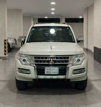 Jeddah, Vehicles, Cars & Trucks , SAR 85000,  Mitsubishi Pajero,  2022,  Automatic,  135000 KM,  Pajero  Full Options