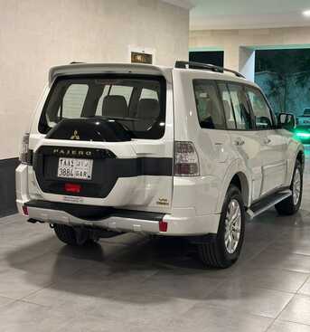 Jeddah, Vehicles, Cars & Trucks , SAR 85000,  Mitsubishi Pajero,  2022,  Automatic,  135000 KM,  Pajero  Full Options