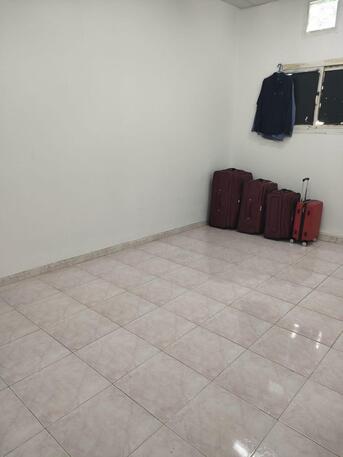 Al Iskan, Apartments, Flats, Houses & Villas, SAR 1000/year,  Furnished,  2 BR,  1200 Sq. Meter,  Family Accomodation For Sigle Pakistani Or Indian Family Without Kids 10000 Per Six Months
