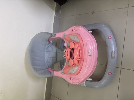 Al Malaz, Baby & Kid Stuff, SAR 150,  Baby Car, Baby Carrier Or Car Sheet For Infant + Baby Walker