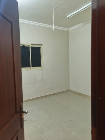 Dammam, Apartments, Flats, Houses & Villas, SAR 500/month,  2 BR,  Required Room Partner