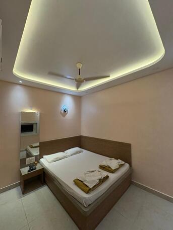 Mumbai, Travel, Comfortable Lodging In Puri For Temple Visits