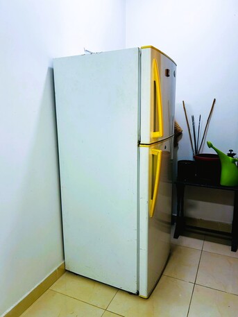 Tubli, Appliances, BHD 40,  Fridge/ Refrigerator For Sale