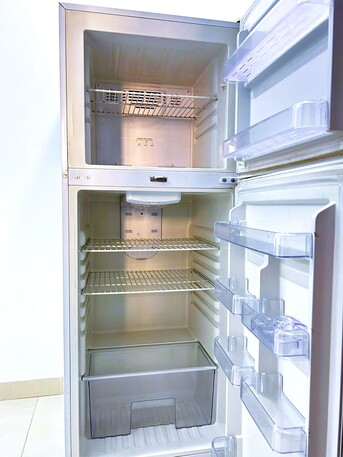 Tubli, Appliances, BHD 40,  Fridge/ Refrigerator For Sale