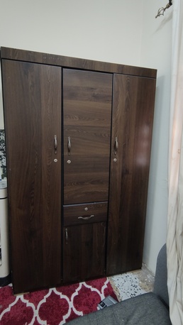Khobar, Air Conditioners, SAR 1,  Window A/C 1.5 Ton, 3 Doors Cupboard, Bed