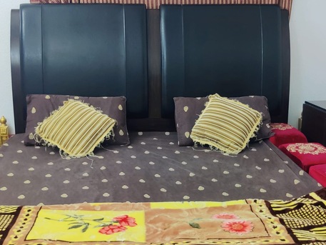 Al Iskan, Household Items, SAR 1100,  Bed Set, AC And Refrigerator