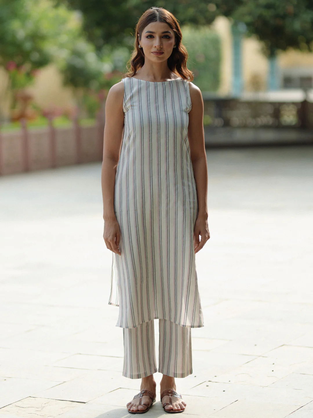 Mumbai, Clothing & Accessories, INR 1165,  Buy Women