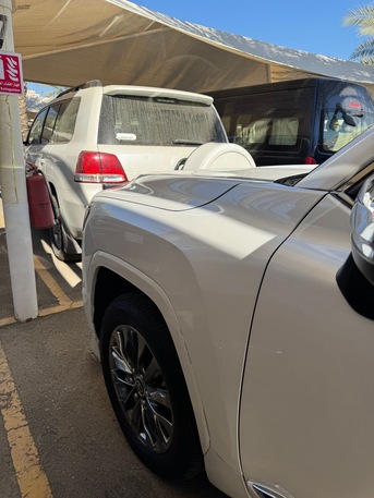 Jeddah, Vehicles, Cars & Trucks , SAR 375000,  TOYOTA  Land Cruiser VXR Top Line 2025 MODEL,  2025,  Automatic,  18000 KM,  TOYOTA  LandCruiser VXR Top Line  MODEL
