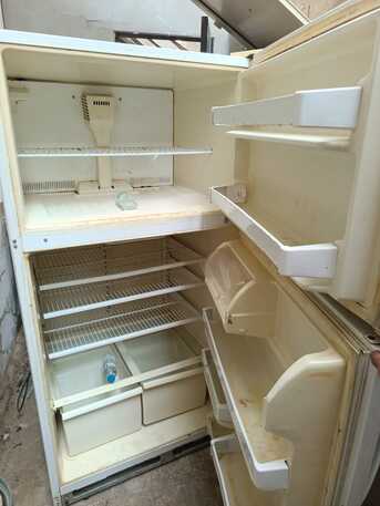 Al Aziziyah, Appliances, SAR 400,  Whirlpool Big Refrigerator 600L