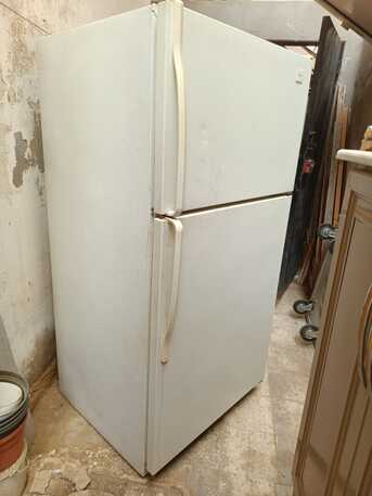 Al Aziziyah, Appliances, SAR 400,  Whirlpool Big Refrigerator 600L