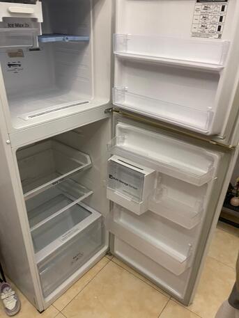 Dammam, Appliances, SAR 800,  Samsung Good Condition Defrost Fridge