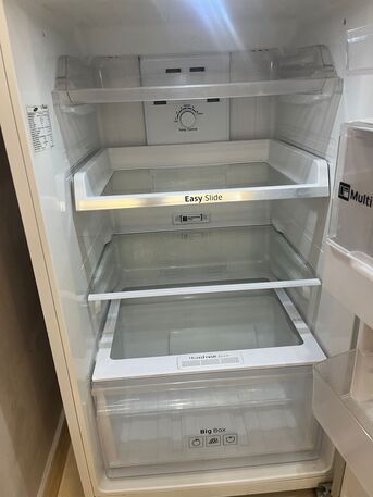Dammam, Appliances, SAR 800,  Samsung Good Condition Defrost Fridge