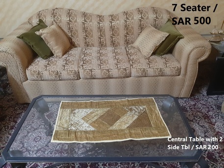 Riyadh, Furniture, SAR 700,  7 Seated Sofa Set In Excellent Condition With Central / 2 Side Tbls