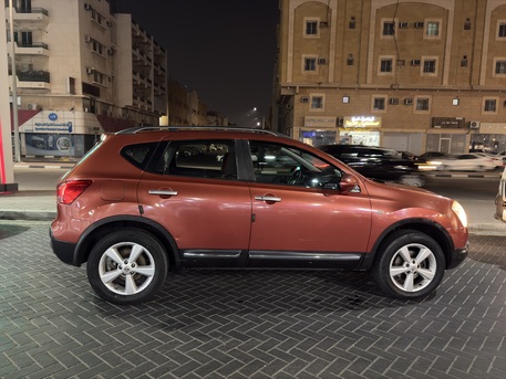 Khobar, Vehicles, Cars & Trucks , SAR 25000,  Nissan Qashqai,  2010,  Automatic,  170000 KM,   FOR SALE - WELL MAINTAINED