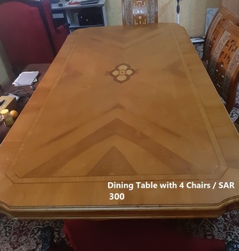 Riyadh, Furniture, SAR 300,  Dining Table With 4 Chairs In Excellent Condition