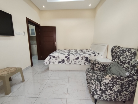 Tubli, Apartments, Flats, Houses & Villas, BHD 160/year,  1 BR,  Tubli:- Groundfloor Furnished Studio Flat On Rent With Ewa..