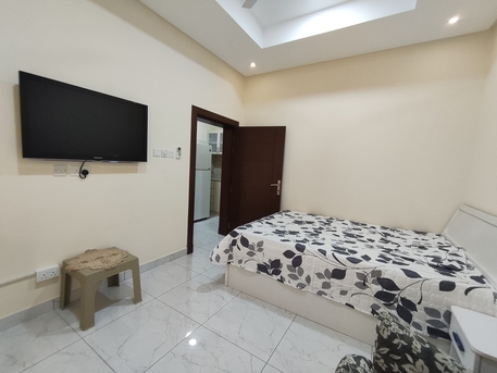 Tubli, Apartments, Flats, Houses & Villas, BHD 160/year,  1 BR,  Tubli:- Groundfloor Furnished Studio Flat On Rent With Ewa..