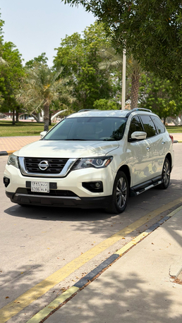 Khobar, Vehicles, Cars & Trucks , SAR 51000,  Nissan Pathfinder,  2018,  Automatic,  275000 KM,  Immaculate Condition, 4x4, Family Car, Cruise Control, Phone Connectivity