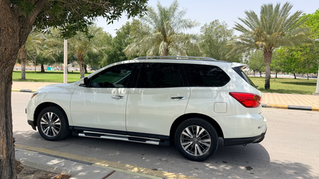Khobar, Vehicles, Cars & Trucks , SAR 51000,  Nissan Pathfinder,  2018,  Automatic,  275000 KM,  Immaculate Condition, 4x4, Family Car, Cruise Control, Phone Connectivity