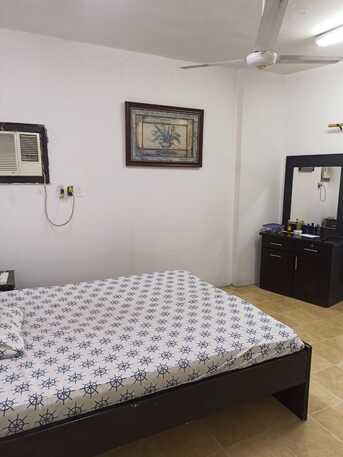 Dammam, Rooms for Rent, SAR 750/month,  Furnished,  One Bachelor Neat And Clean Room In Family Apartment
