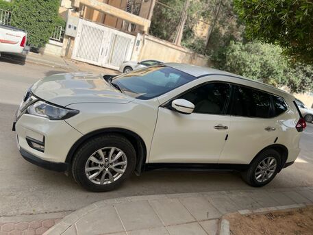 Kabul, Vehicles, Cars & Trucks , Sar 40000,  Nissan Xtrail,  2021,  Automatic,  190000 KM,  I Would Like To Sell My