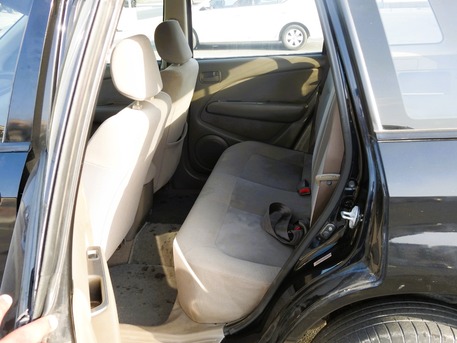 Juffair, Vehicles, Cars & Trucks , BHD 1600,  Mitsubishi Outlander,  2007,  Automatic,  170000 KM,   GLX  MODEL FOR SALE