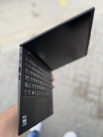 Riyadh, Computers, SAR 3700,  Lenovo Thinkpad X1 Carbon Core I7 13th Gen 16GB/1TB New